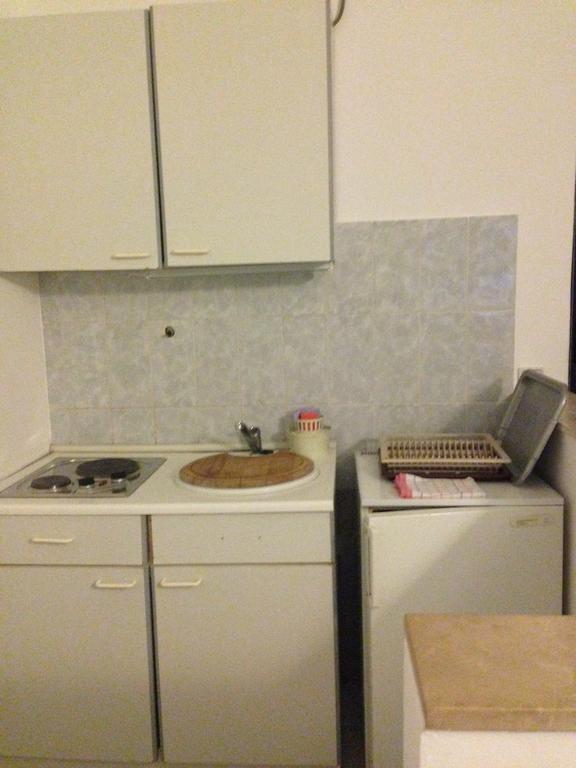 Guest House Alek Vrboska Quarto foto